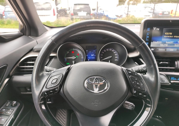 Toyota C-HR cena 94000 przebieg: 52000, rok produkcji 2018 z Muszyna małe 191